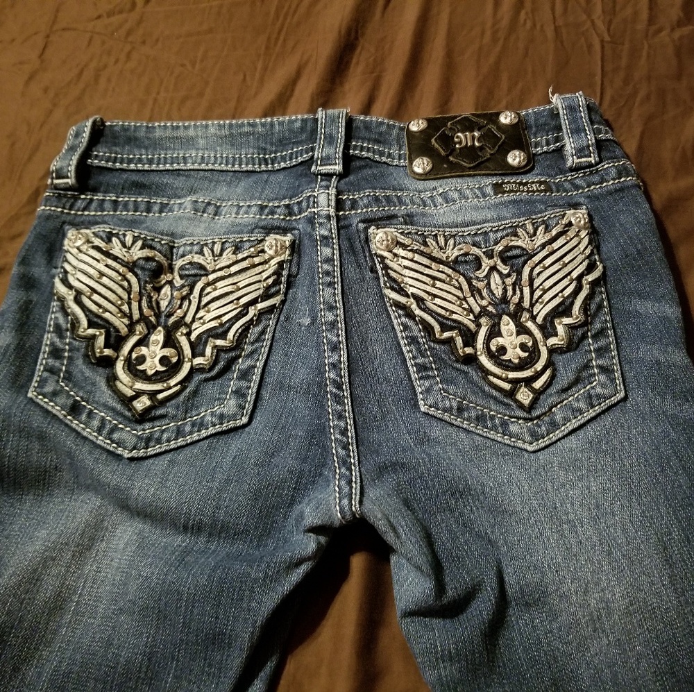 Size 27 miss me jeans